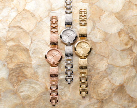 GUESS WATCHES - LIVE.LOVE.LOGO.